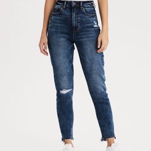 NWT AE Highest Waist Mom Jean Size 6 Short